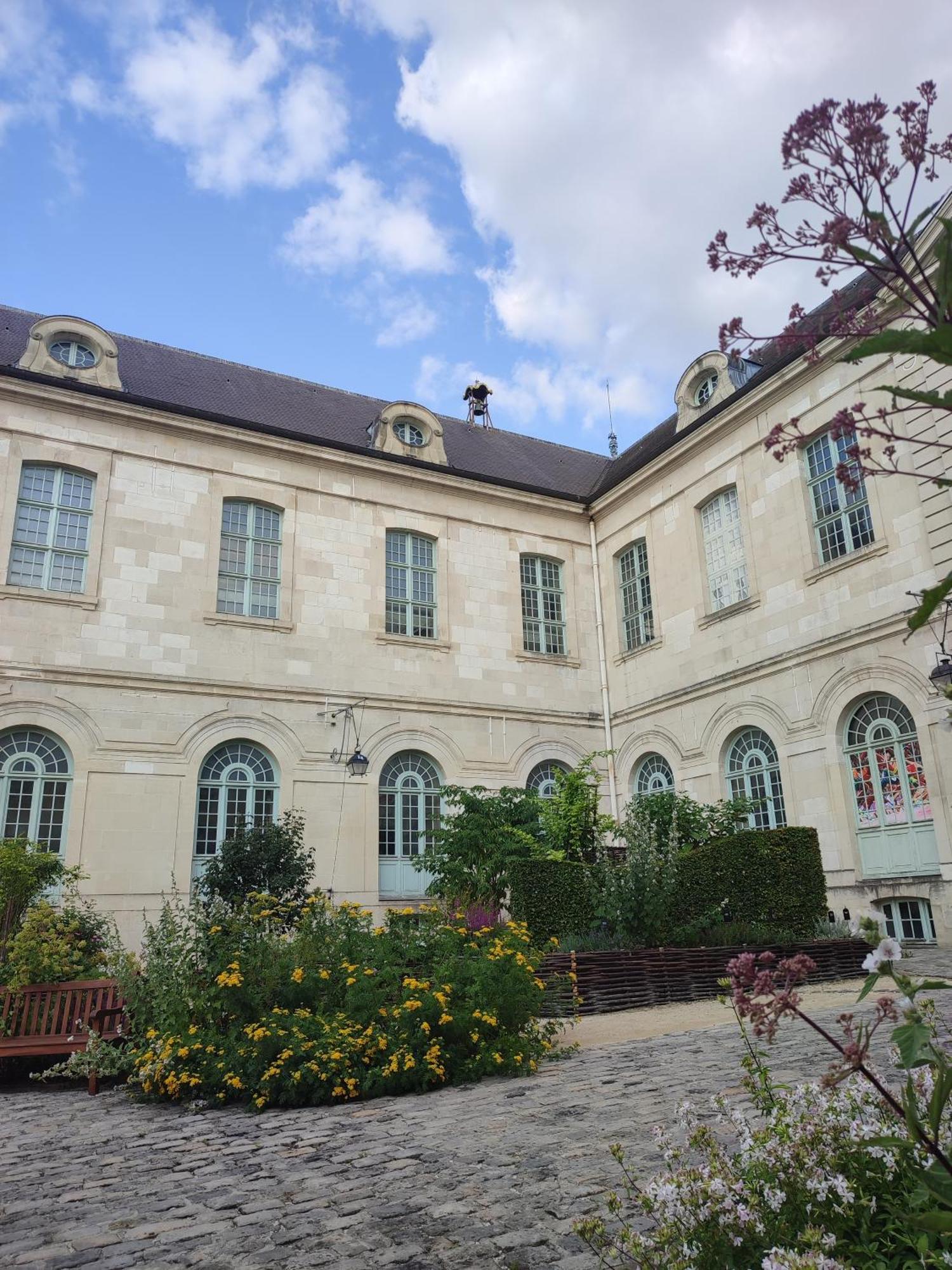 Appartement Cosy Tout Confort Troyes Esterno foto